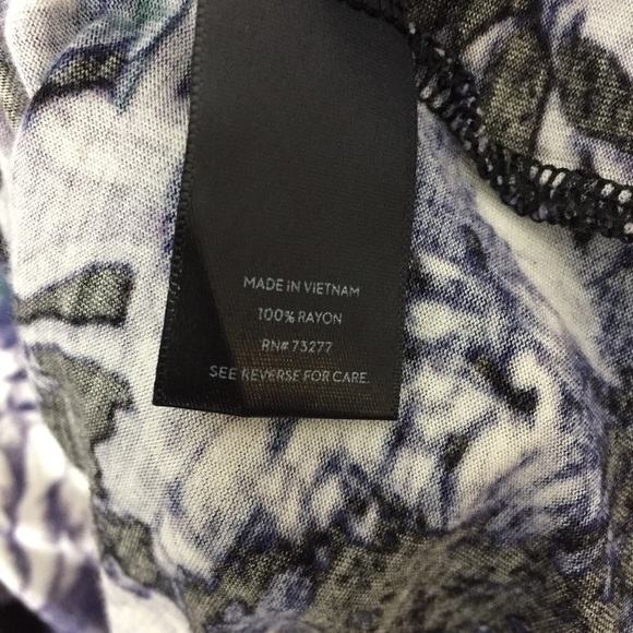 Simply Vera Vera Wang Purple Floral V-Neck Top Plus Sz 3X Long Sleeve Tee Rayon - Picture 9 of 13